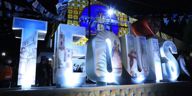 Alcalde Enrique Galindo develó las letras del Barrio de Tequis, para rescatar las zonas tradicionales de SLP