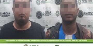 Detienen a dos sujetos por extorsión, cohecho y posesión de droga en Soledad