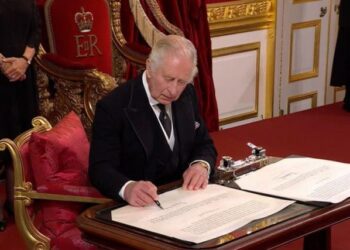 ¡Dios salve al rey! Carlos III es proclamado oficialmente como nuevo monarca británico
