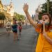 ¡Disneyland tiene “chamba” para ti! Ofrece 3 vacantes con llamativo sueldo