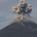Volcán Popocatépetl registra una explosión y enorme fumarola esta madrugada
