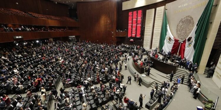 Horario de Verano sobrevive aún; esto debido a problemas técnicos en Cámara de Diputados