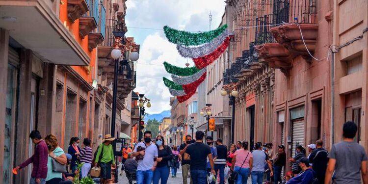 Lunes parcialmente nublado con posibilidad de lluvia en SLP
