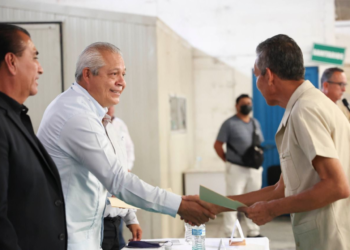 40 hombres y una mujer privados de la libertad recibieron certificados de educación básica