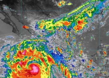 ¿En qué estados hay suspensión de clases por tormenta tropical Kay?