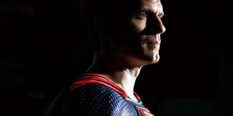 Henry Cavill confirma regreso de Superman, ¿hará otra película?