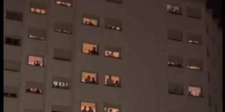 Vídeo: Se viralizan vídeos de violencia machista en el Colegio Mayor Elías Ahúja en España