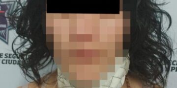 Por intentar robarse ropa de Sam´s, mujer fue detenida