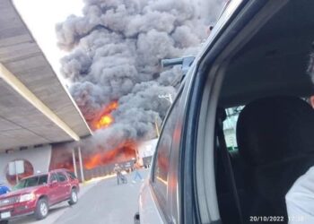Vídeo: Así fue el choque de un tren con una pipa de combustible en Aguascalientes