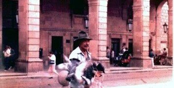 La historia detrás de la escultura del Señor de las Palomas