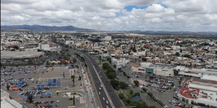Martes mayormente nublado en SLP