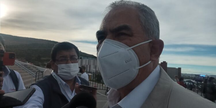 Preocupante sexta ola de contagios de Covid-19 y la influenza: Daniel Acosta