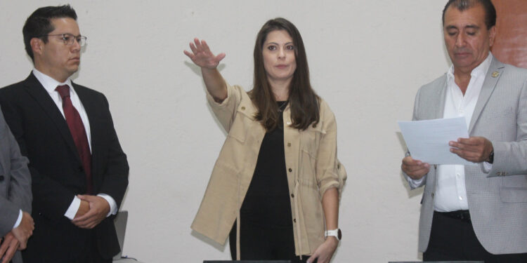 Karla Hernández asume la dirección del Inpode