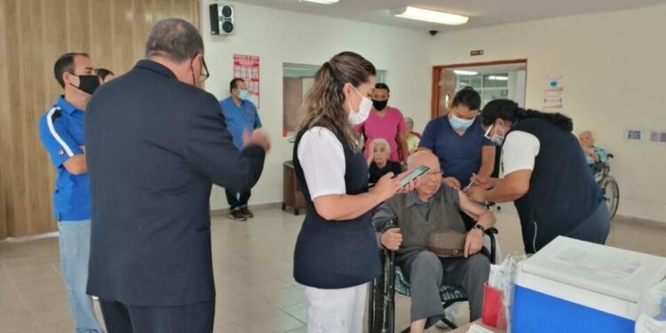 Dio inicio la primera etapa de vacunación contra la influenza en todo el Estado