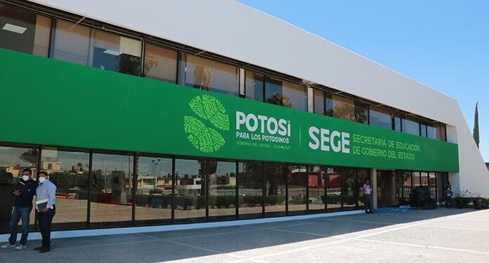 SEGE ordenó no suspender clases para evitar el mega puente por el Día de Muertos