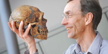 Nobel de Medicina premia a Svante Paabo por hallazgo sobre la evolución humana