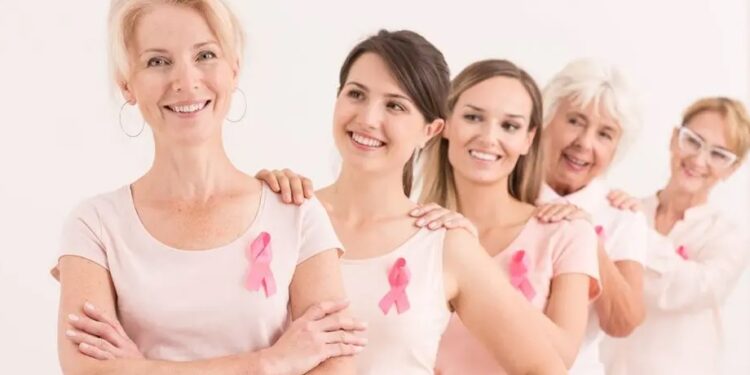 Cáncer de mama: ¿a qué edad y con qué frecuencia se recomienda la autoexploración?