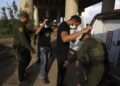 Alertan en Estados Unidos de estafadoras que se hacen pasar por gente de migración