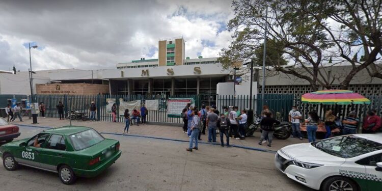 Denuncian hostigamiento y acoso sexual de medico en el IMSS de Zapata