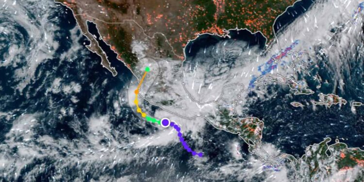 Huracán Roslyn evoluciona a categoría 4; sigue su trayectoria EN VIVO