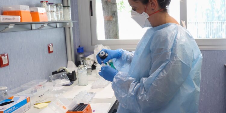 México confirma 1,968 casos de viruela símica