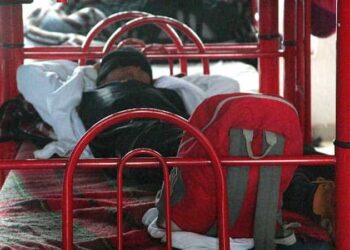 Migrantes venezolanos que llegan a SLP inician trámites de refugio en México