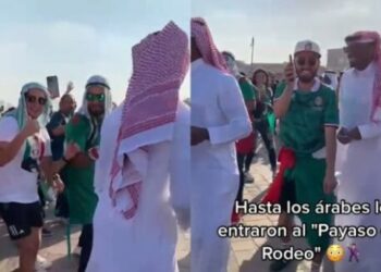 VIDEO| Aficionados mexicanos enseñaron a árabes cómo bailar “Payaso de Rodeo”