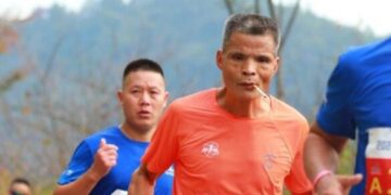 Tío Chen, el hombre que corre maratones mientras fuma