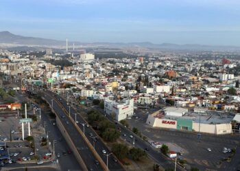 Viernes mayormente soleado en SLP