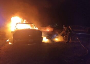 VIDEO| Incendian Oxxos y vehículos en Guanajuato tras captura del hermano del “Marro”