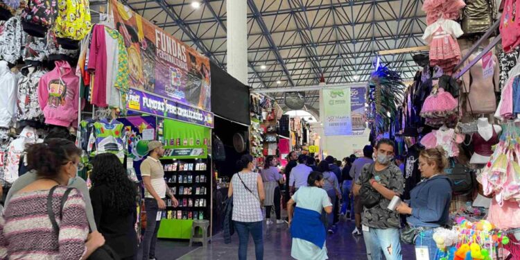 Fenapo ofrece espacios para el comercio local durante el próximo Festival Navideño