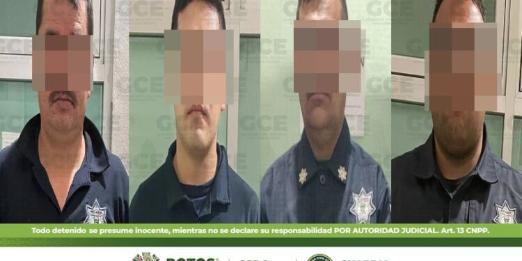 Detienen a dos falsos policías en Villa de Arista