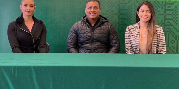 Academia de Pole Fitness anuncia espectáculo como parte de la evaluación de alumnas