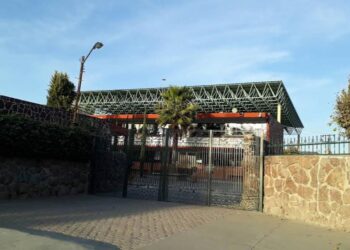Amenaza de balacera genera nerviosismo en secundaria  Vicente Rivera
