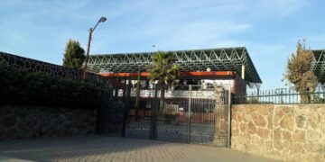 Amenaza de balacera genera nerviosismo en secundaria  Vicente Rivera