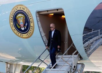 AMLO anuncia visita de Joe Biden a México ¡y aterrizará en el AIFA!