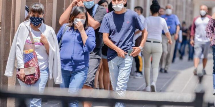 SLP podría regresar al uso obligatorio del cubrebocas