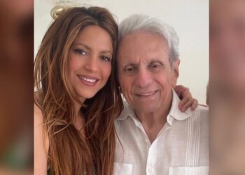 VIDEO| Shakira compartió conmovedor momento con su padre en el hospital