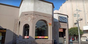Las escalofriantes historias del “Oxxo embrujado” de Av. Carranza