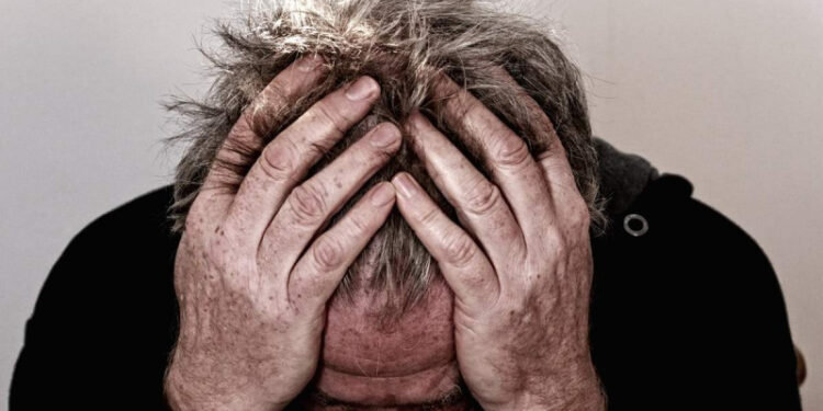 Horrible regalo de navidad: Clínica envía por error ‘Usted tiene cáncer’ en lugar de felicitación navideña