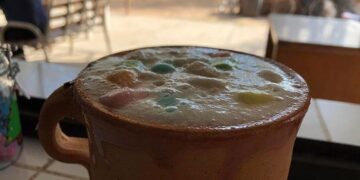 Mexquitic, el pulque inspirado en la ensalada de manzana navideña