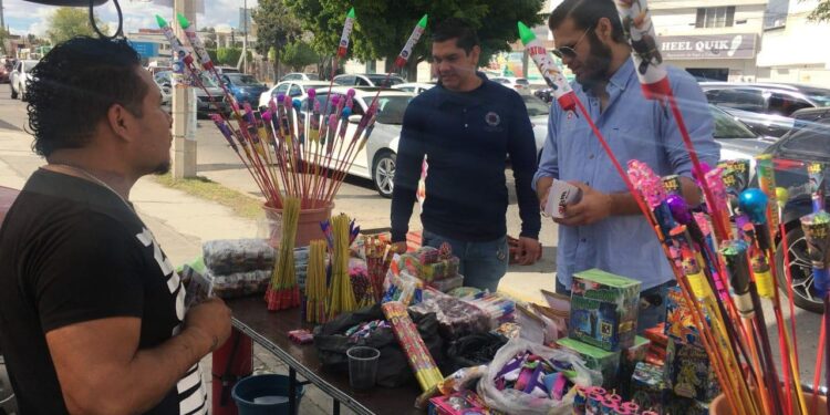 Habrá decomiso de pirotecnia que se venda sin los permisos correspondientes advierte Protección Civil