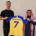 Cristiano firma por el Al Nassr
