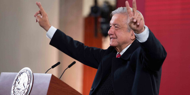 AMLO es un ‘rockstar’ en Twitter: está en el top 20 de líderes más influyentes