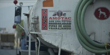 Piperos denunciaron a Interapas por adeudo de más de 600 mil pesos