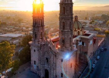 Domingo parcialmente nublado en la capital potosina