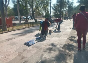Feligreses agradecen a la Virgen de Guadalupe sus milagros