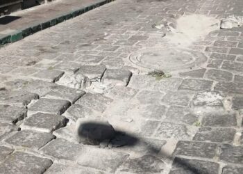 Ciudadanos se quejan de mal estado de la calle Lerdo de Tejada
