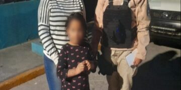 Niña reportada como desaparecida, ya se encuentra a salvo con su familia