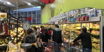 Estos son los supermercados con la canasta básica más cara en SLP